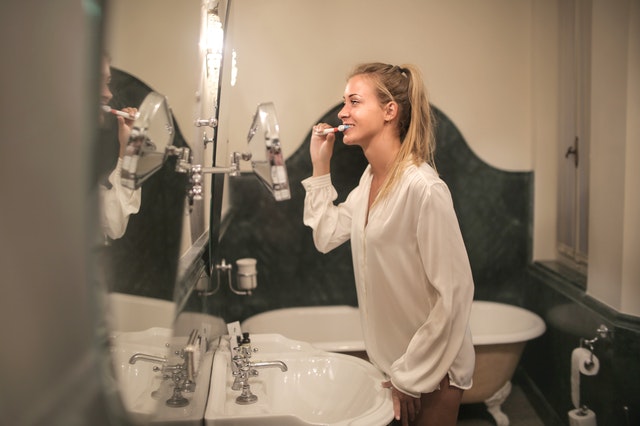 Cleaning Invisalign