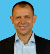 Dr. Yaroslav Yarmolyuk, orthodontist in Chicago