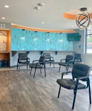 Orthodontic Experts Arlington Heights Clinic Waiting Area